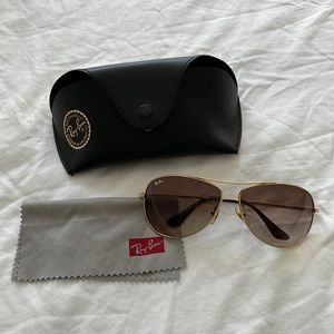 Ray Ban Sunglasses (case and dust cloth INCLUDED) Light Brown Lenses